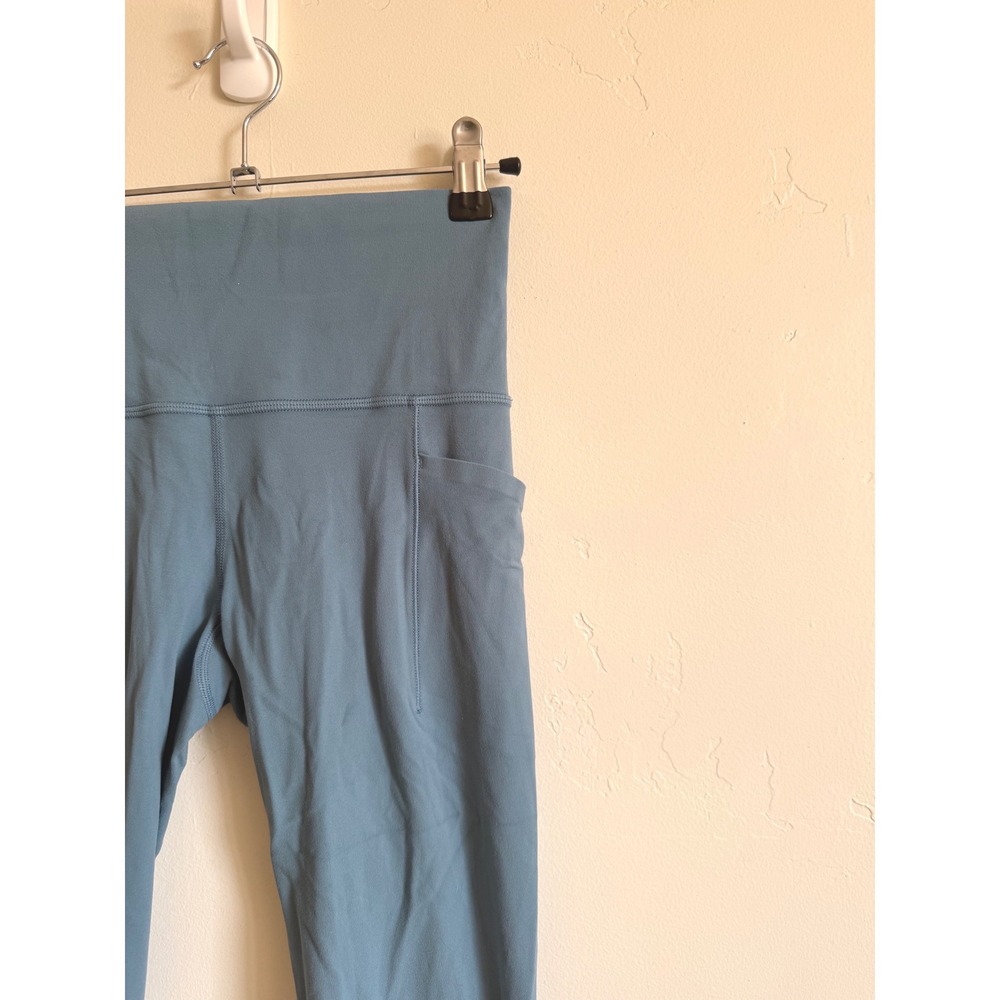 Athleta Salutation Stash Pocket II Capri Leggings Blue - Picture 4 of 8